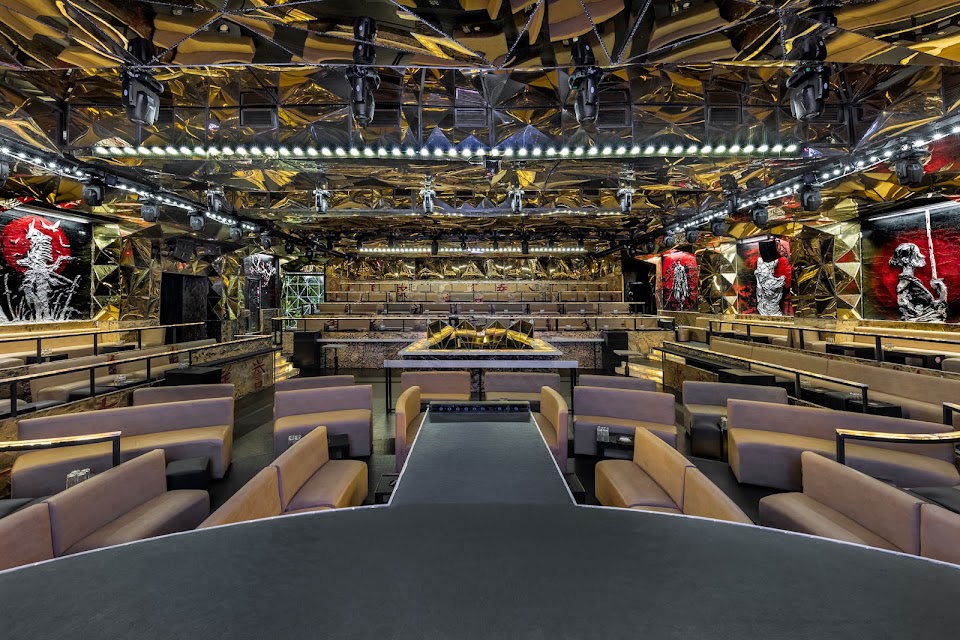 Tokyo Theater, Gazi